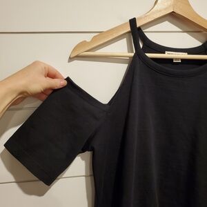 Whistles medium Tee Sexy top black Short sleeve t-shirt high neck cold shoulder